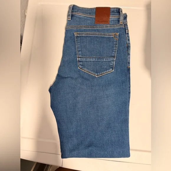 Tommy Bahama Indigo Palms Jeans